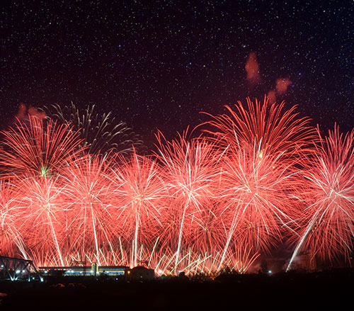 2018 塔吉克斯坦納烏魯茲節(jié)焰火匯演